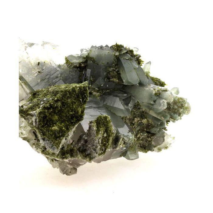 Epidote + Quartz 1505.0 carats