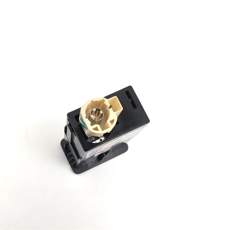 A2478203802 Оригинальный USB-интерфейс USB-разъем Тип-C Устройство чтения SD-карт Модель для Mercedes Benz A GLA B GLB OEM 2478203802