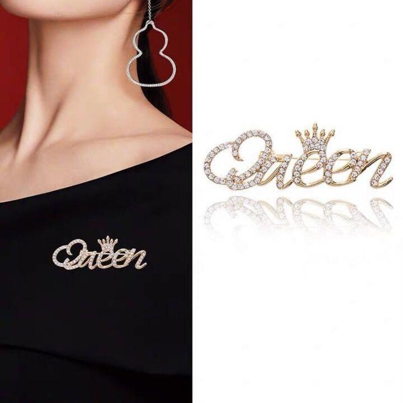 Brooch High-End Sense Niche High-End Women'S Silk Scarf Buckle Alloy Corsage Small Fragrant Wind Pearl Rhinestone High-End