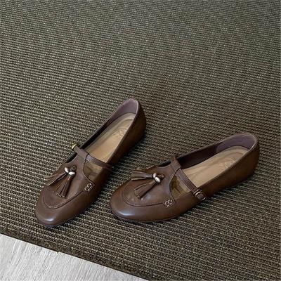 Версия из коровьей кожи~ ретро кисточка пряжка на ремешке туфли Мэри Джейн на низком каблуке маленькие кожаные туфли женские туфли с мелким вырезом туфли с круглым носком на плоской подошве