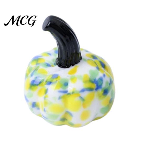 Glass Pumpkin Decoration Hand Blown Figurine, Mini Halloween Thanksgiving Rainbow Light Refraction Statue, Faux Crystal Ornament for Fall Harvest