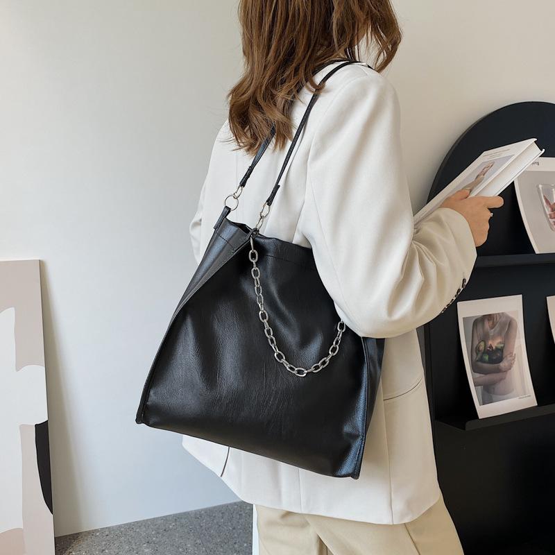 Большая вместительная цепочка, большие сумки, женские сумки в этом году, популярная осенне-зимняя сумка для отдыха, сумка-тоут на плечо, подмышка