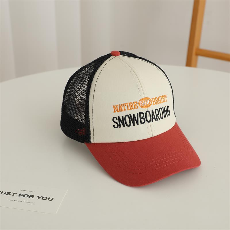 Детская летняя кепка с козырьком от солнца — дышащая, модная сетчатая шапка для мальчиков и девочек