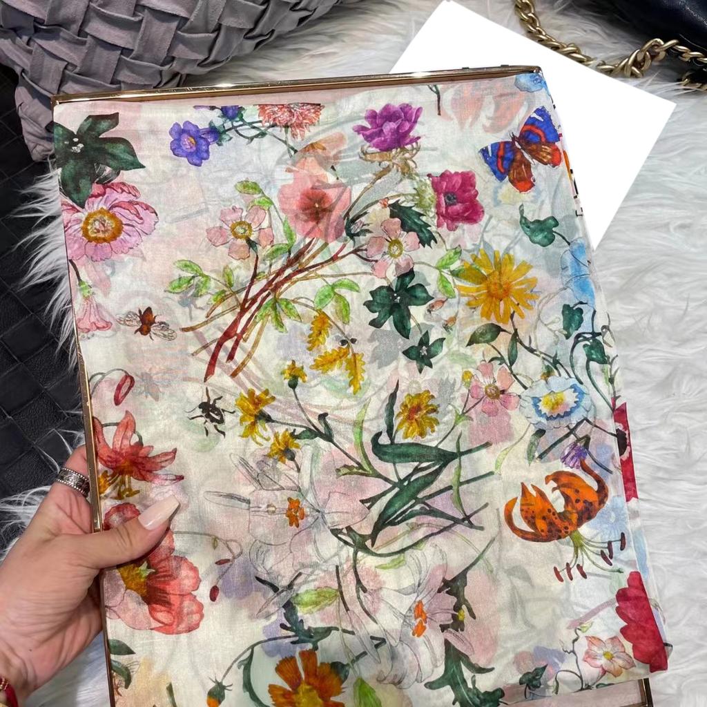 Белый 100% Шелковый Шарф Женские Шарфы Bufandas Летние Пляжные Шали Foulard Осень Зима Цветочный Дизайн Длинные Шарфы на Шею Хиджабы