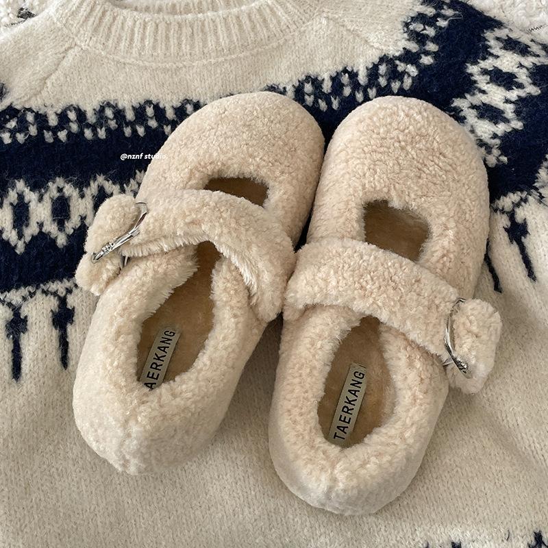 Модные темпераментные белые маленькие ароматные ветряные бархатные пушистые туфли на плоской подошве женские 2025 новые зимние теплые хлопковые туфли Мэри Джейн