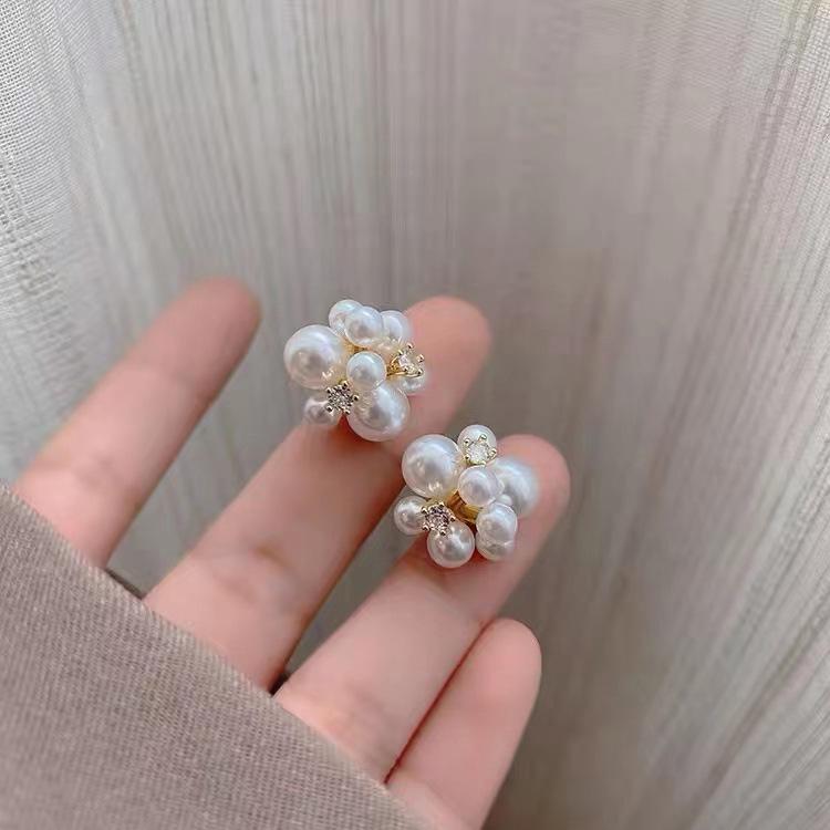 Серебряные серьги-кисточки с жемчугом и иглами - модные универсальные женские украшения