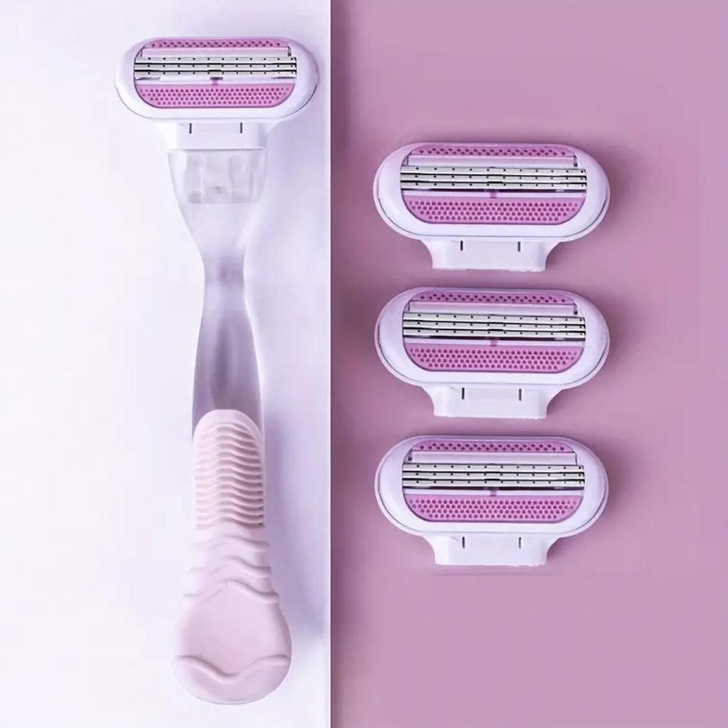 Женская бритва с тремя лезвиями и сменной головкой