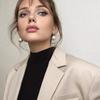 1 Pair Faux Pearl Dangle Earrings for Women, Gold Plated Drop Earrings, Large Faux Pearl Huggie Hoop Earrings