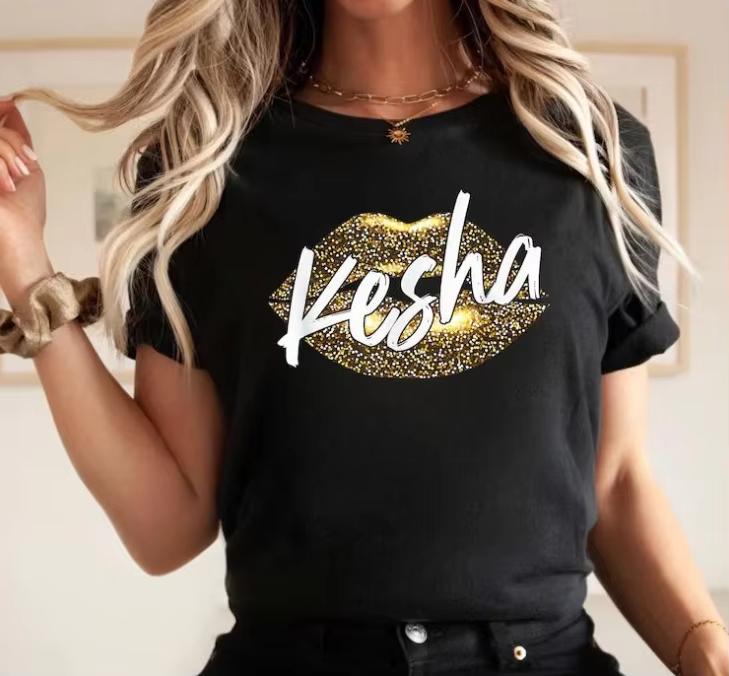 Певица Ke$ha парень Сумасшедшие Сиськи Наружу Тур Принт Футболка Унисекс Одежда Женская Хлопковая Футболка Мода Хип-Хоп 2026 Лето Новая Футболка