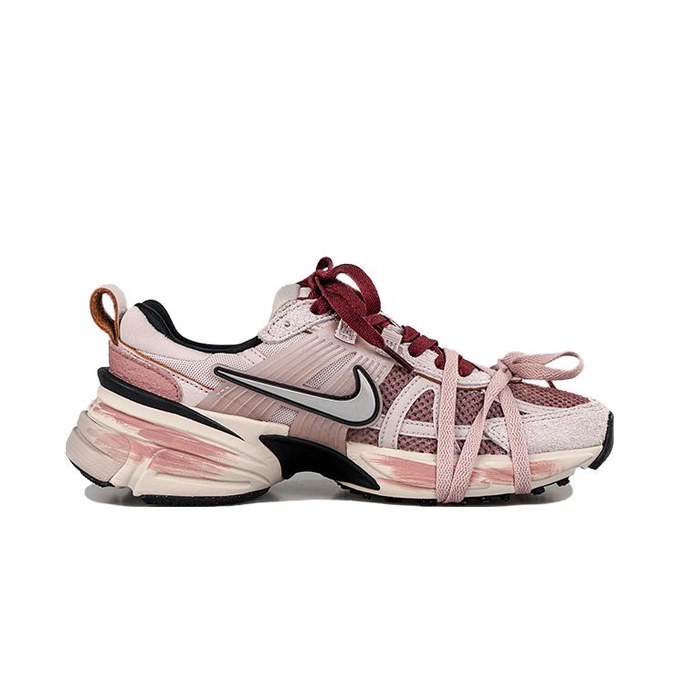 Nike V2K Run Износостойкие, Дышащие, Легкие Низкие Беговые Кроссовки Женские Розово-Серебристые FN6703-001(Команда27-)