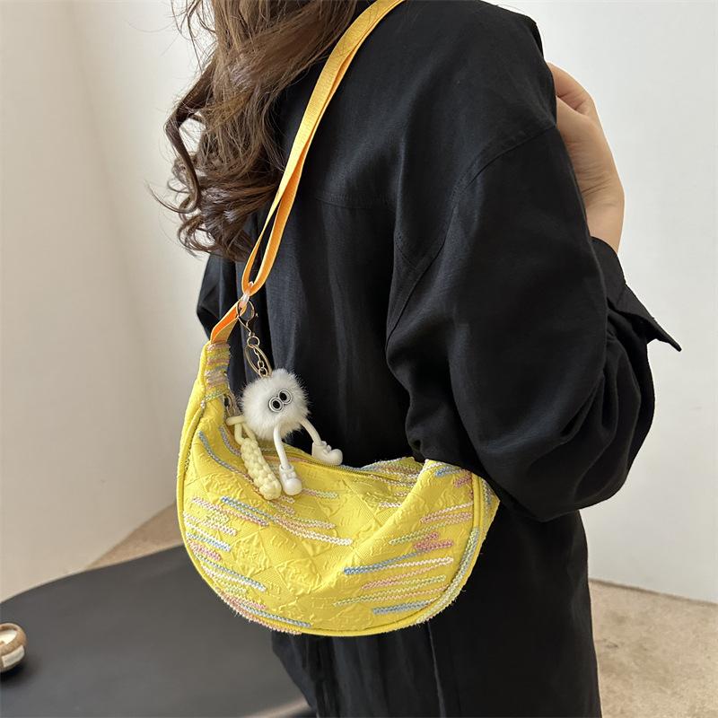 Модная и персонализированная летняя сумка-мессенджер для студентов, новая стильная, корейская версия красивой маленькой сумки через плечо на одно плечо