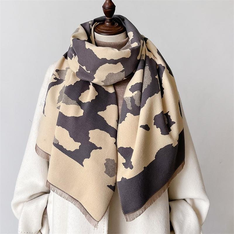 Fashion Scarf Animal Leopard Pashmina Shawls Lady Wraps Cashmere Bufanda Female Scarves Winter Warm Blanket Thick Stoles