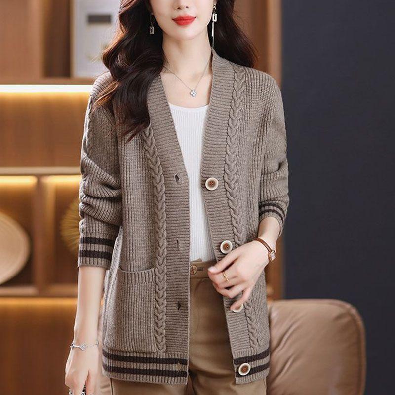 Мама вязаный кардиган свитер пальто осень новый универсальный наряд большой свободный осенне-зимний свитер кардиган