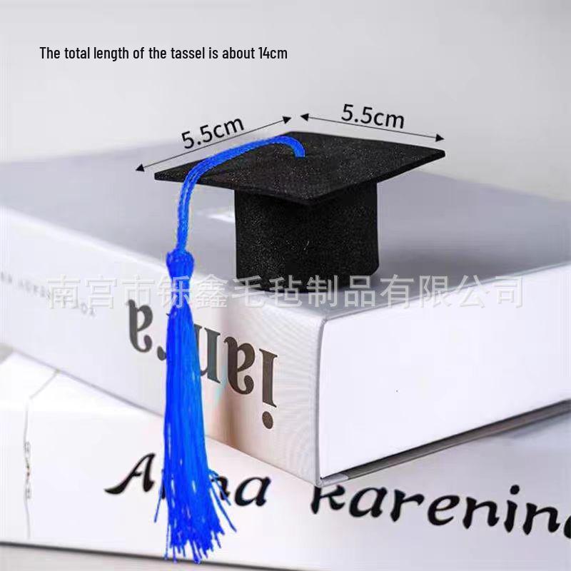 Customizable Mini Graduation Cap Wine Bottle Decoration with Tassel: Perfect for Graduation Parties & Events