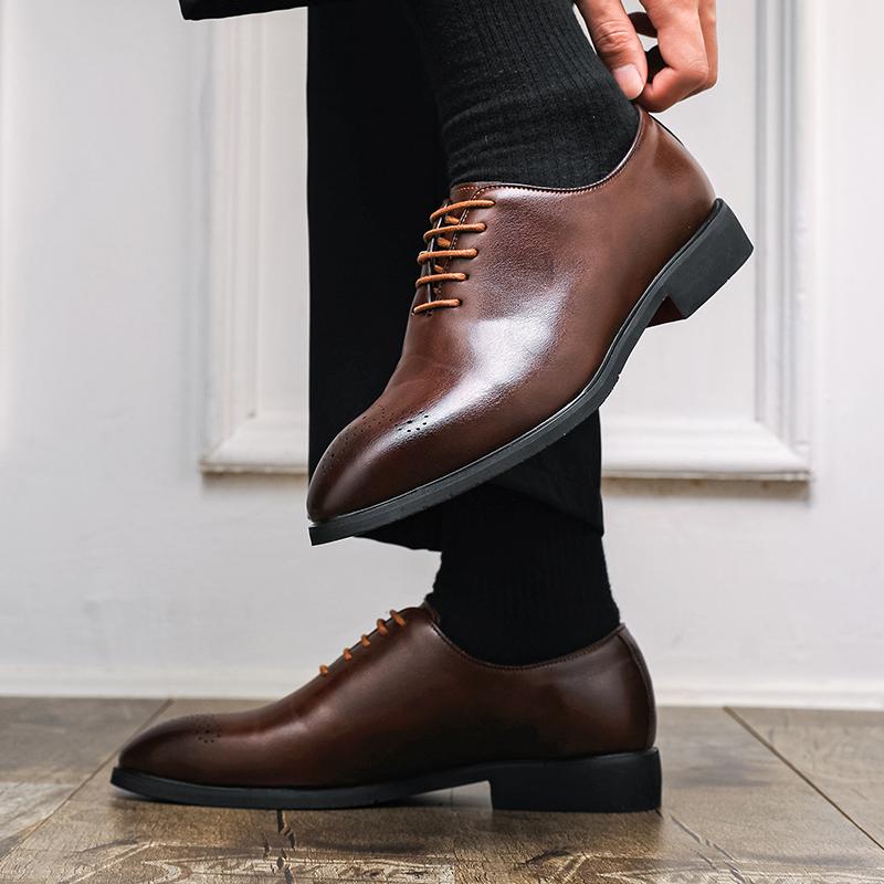 Мода 2025 Бренд Мода Заостренные Деловые Повседневные Кожаные Туфли Высокое Качество Мужские Удобные Мягкая Кожа Шнуровка Резьба Низкие Туфли