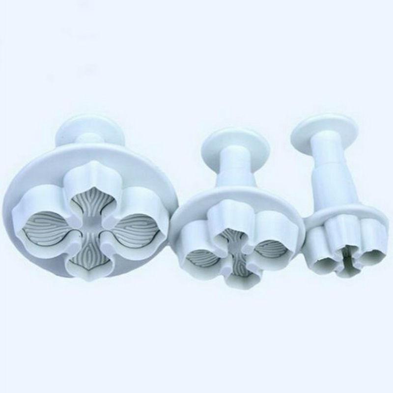 3Pcs/Set Silicone Fondant Cake Decorating SugarCraft Plunger Cutter Flower Blossom Mold