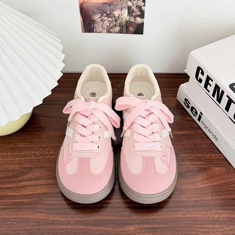 Милая вышивка кошечки KT, немецкие тренировочные туфли женские 2025 новинка, корейский нишевый шик, универсальные кеды, повседневные маленькие белые туфли женские