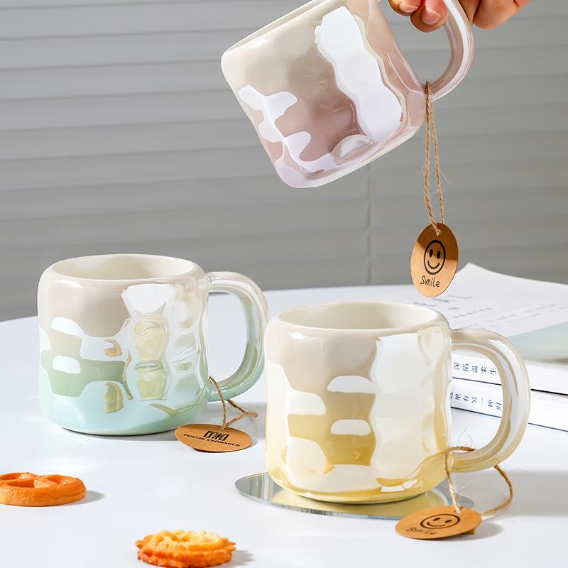 Персонализированная красочная высококачественная керамическая кружка большой емкости с поясом для девочек, деловой небольшой подарочный креативный кружка