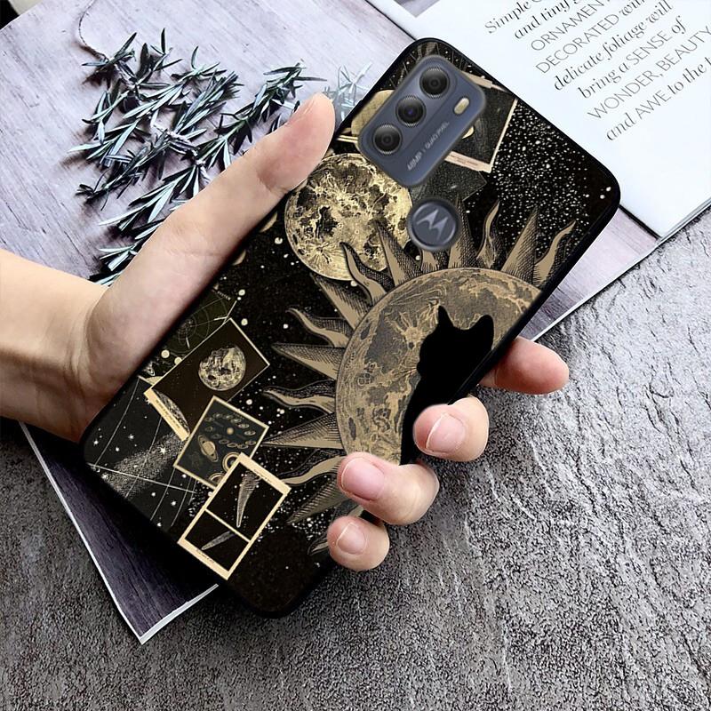 Moon Cat Phone Case For Motorola Moto G85 G55 G05 G14 G75 G31 G50 G10 G20 G30 G60 G13 G32 G84 G54 G53 G72 G24 Power