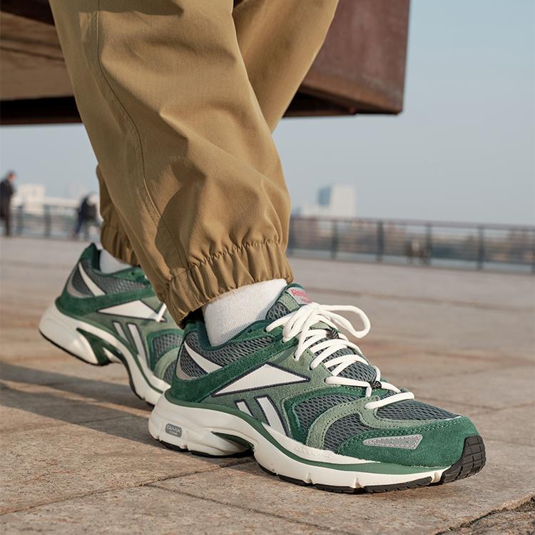 Reebok Классические кожаные мужские белые 100074090