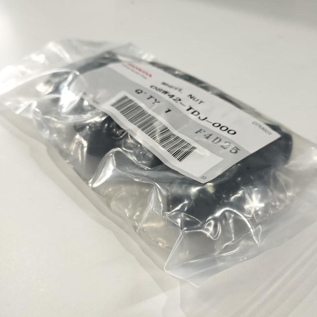 Honda S660 [JW5] Колесная гайка для литых дисков [Черная] [08W42-TDJ-000]