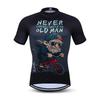 Мужская графическая велосипедная джерси "Никогда не недооценивайте старика" - Черная с коротким рукавом, воротник-стойка, на молнии, стильный топ для занятий спортом на открытом воздухе с