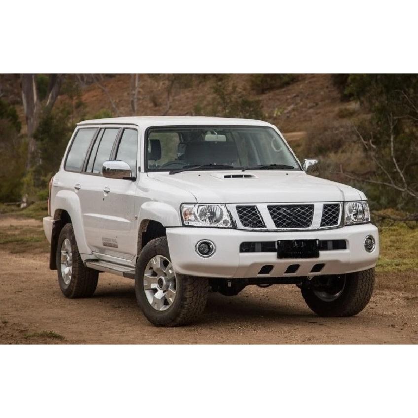 1 шт. Задний бамперный фонарь для Nissan Patrol Y61 Стоп-сигнал Предупреждающий сигнал для Y61 Сигнальный фонарь
