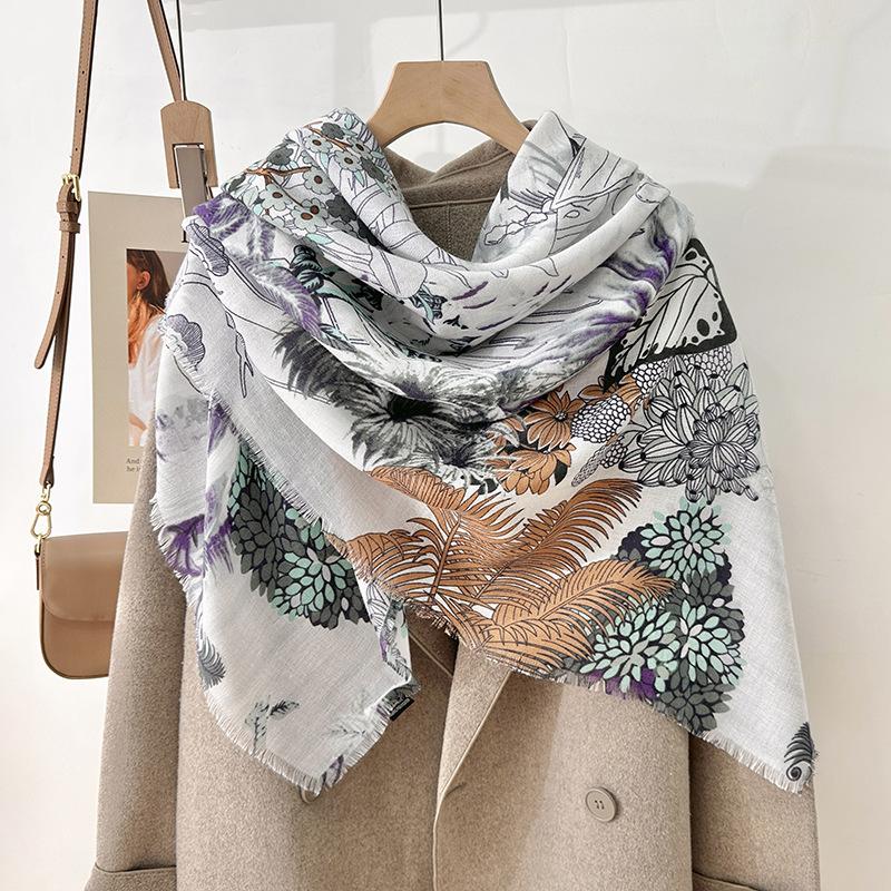 Trendy Sweet Literary and Artistic Style Printed Silk Scarf Female Elegant Fashion Temperament Thin Air-conditioned Room Scarf