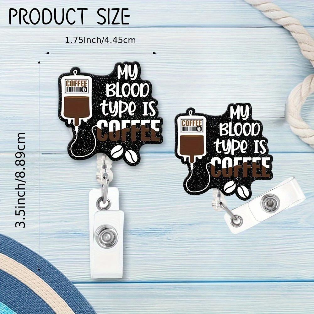 Моя группа крови — Кофе. Идентификационная бирка с клипсой-акулой. Подарок для медицинских работников, учителей и любителей кофе.
