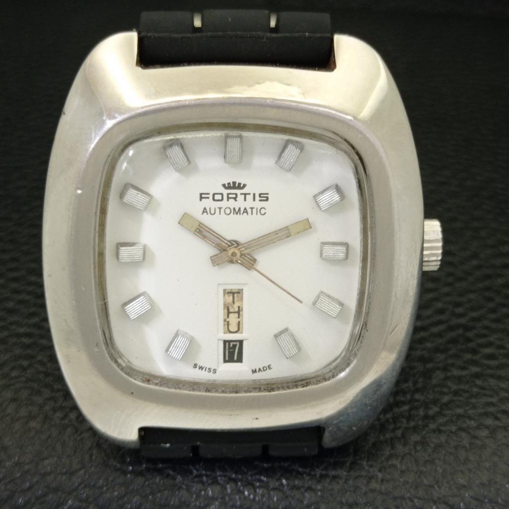Б/У DAY&DATE @ 6 FORTIS AUTOMATIC 2789 ШВЕЙЦАРСКИЕ МУЖСКИЕ ЧАСЫ С БЕЛЫМ ЦИФЕРБЛАТОМ a432202-2