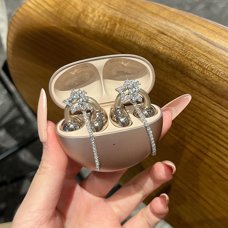 Защитный чехол для Bluetooth-наушников Oppo Enco Clip2 с пряжкой-ушком и декоративным зажимом