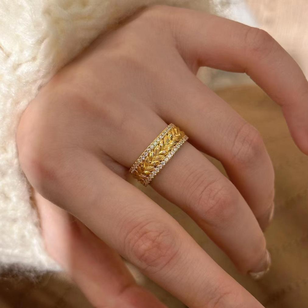 New Wheat Ear Pendant Women's Flash Road Passeway Autumn and Winter Noble Accessories Gold Branch Jade Leaf Exquisite Collarbone Chain Wheat Ear Ring