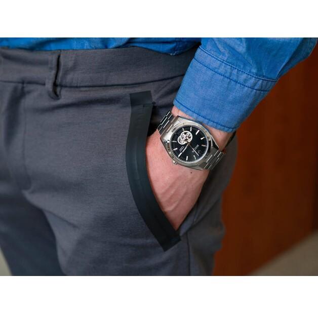 Часы BULOVA 96A270
