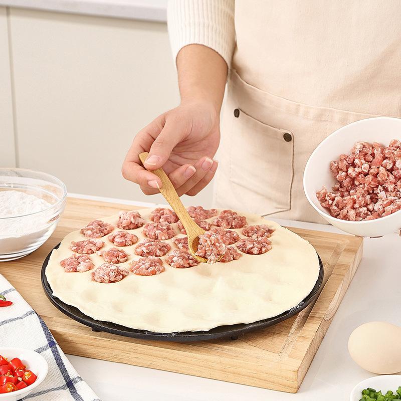 Dumpling Moulds 37 Holes Kitchen Dough Press Ravioli Making Mould Dumpling Skin Artifact Mold DIY Batch Production Pasta