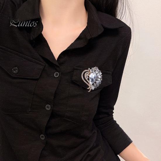 Креативная брошь с блестящими стразами, инкрустированная стеклом, в форме сердца, пальто, булавка с лацканами, платье, шаль, шапка, шарф, значок, аксессуары для пальто