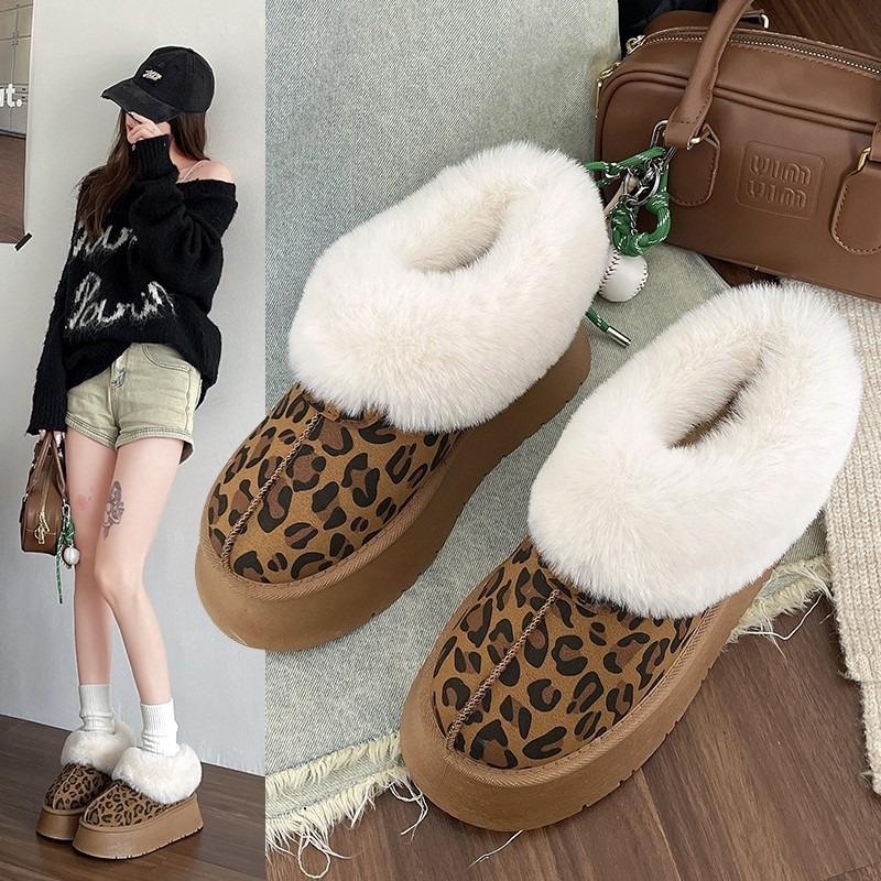Мода 2024 года. Модные женские утолщенные зимние сапоги. Новые зимние сапоги с круглым носком и леопардовым принтом. Скользящие короткие теплые хлопковые сапоги.