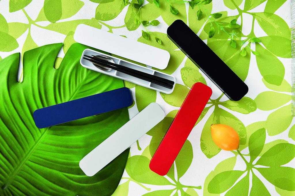 Tatsumiya Adult Cutlery, Navy, Size: Approx. W22.2 D4.4 H2.9 33306