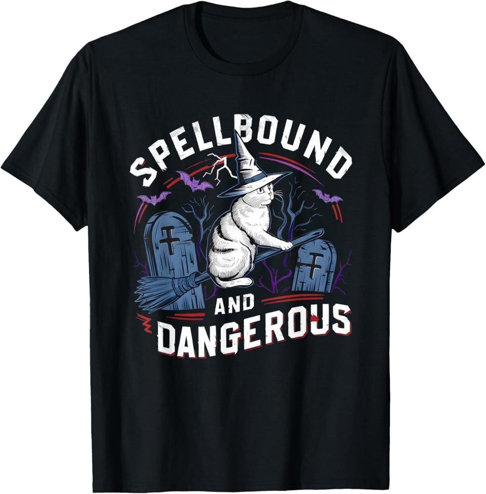 Halloween scary Cat Witch Hat spellbound and dangerous T-Shirt Unisex T-Shirt