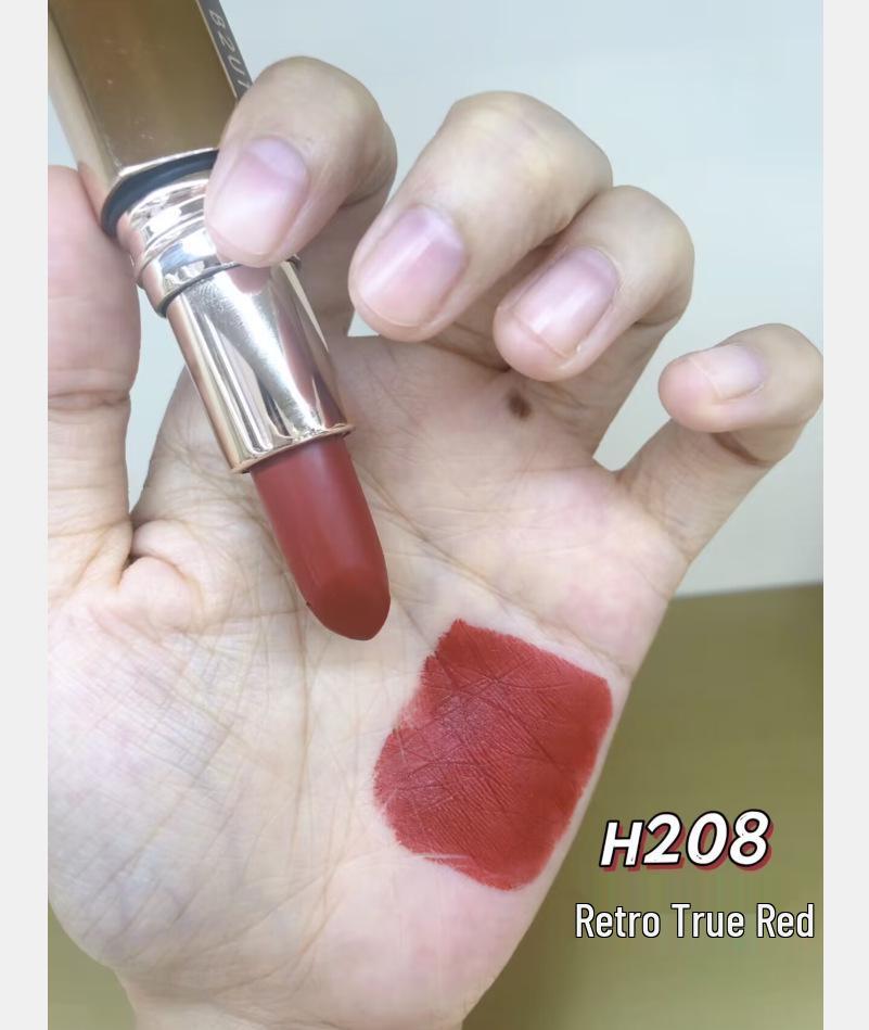 Huris Soft Focus Velvet Lipstick – Матовая, Не сушит, Не липкая, Идеально для вечеринок