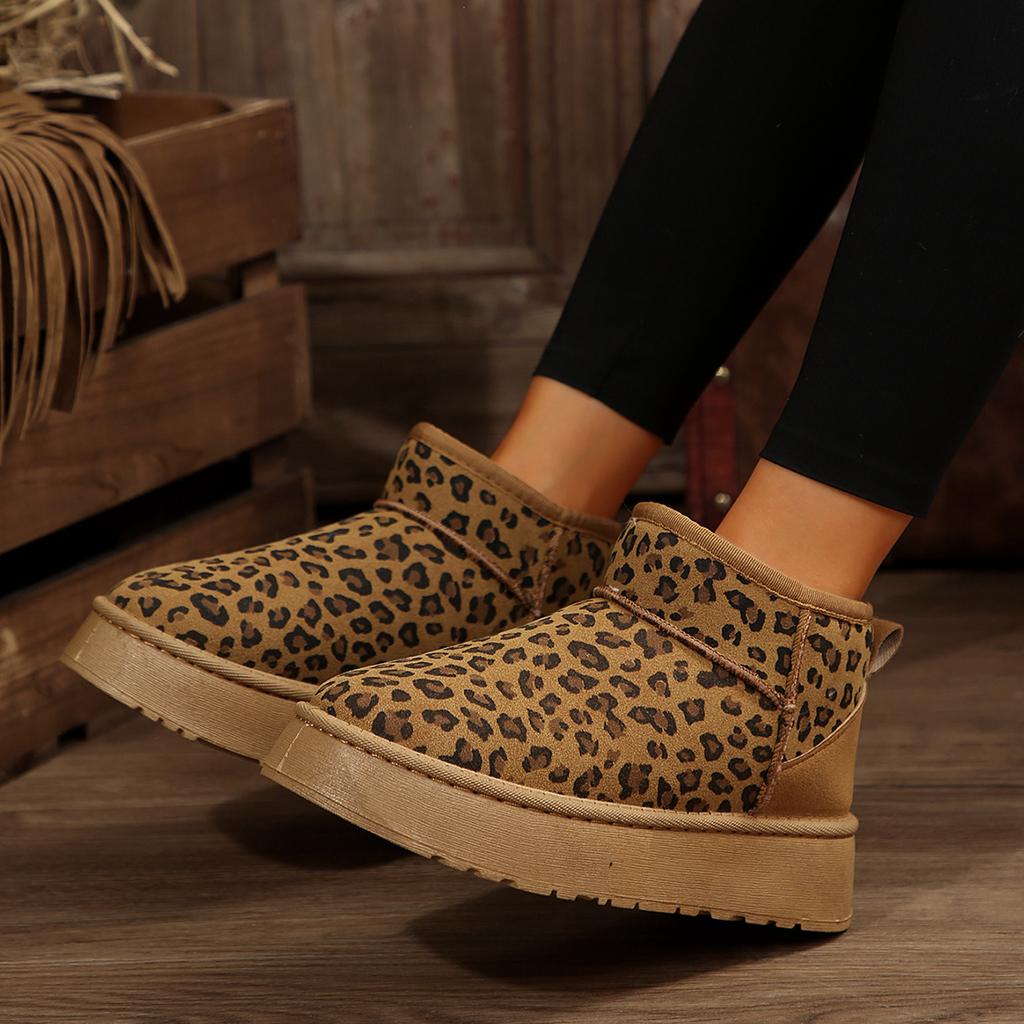 2024 Autumn and Winter Fashion Warm Casual and Comfortable Snow Boots Leopard Print Flat Heel Round Toe Fashion Boots for Women