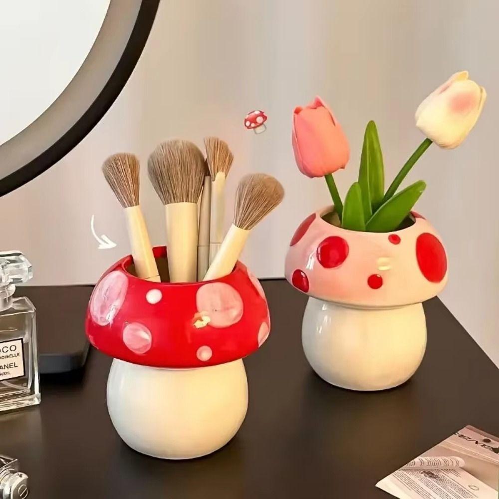 Creative Decoration Mushroom Decorative Piece Pink and Red Makeup Brush Holder Office Environment