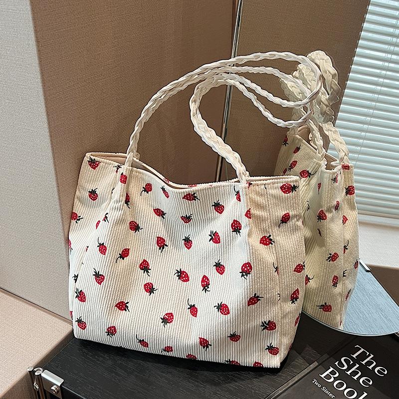 Сумка-тоут для студентов колледжа с клубникой, новая сумка для хранения, большая вместимость, модная сумка на одно плечо из милого холста