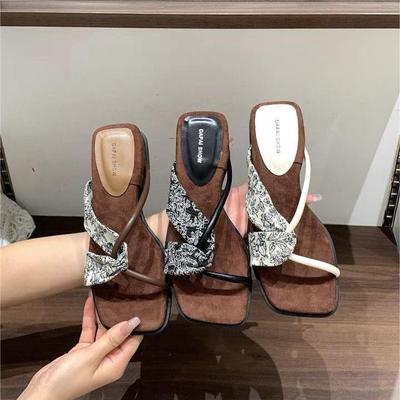 Женская обувь – Сандалии