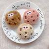 Мультяшный печенька Плюшевый кулон Брошь - Забавный аксессуар в подарок из пекарни