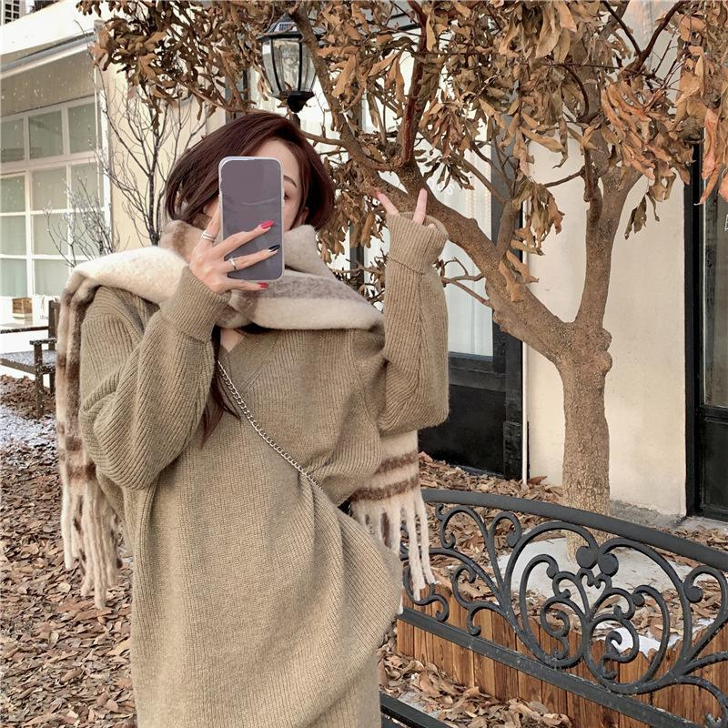 Женский облегающий вязаный костюм с напуском на весну и осень, свободный свитер с v-образным вырезом + широкие брюки с высокой талией, комплект из двух предметов