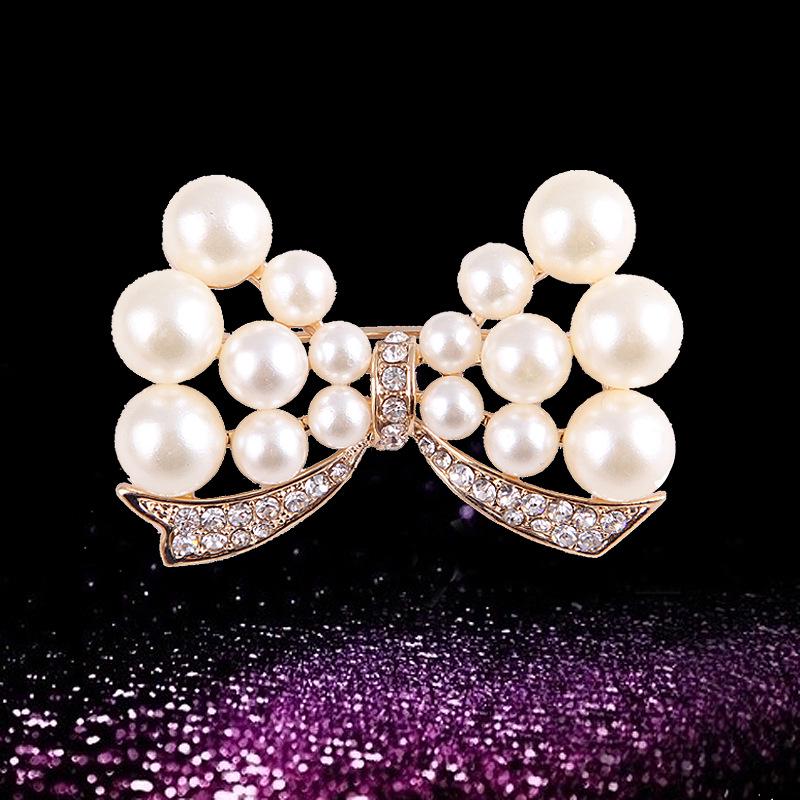 Luxury Fashion Elegant Faux Pearl Flower Brooches Pins For WomenGirls Gorgeous Decor Wedding Banquet Garment Ornament Gifts