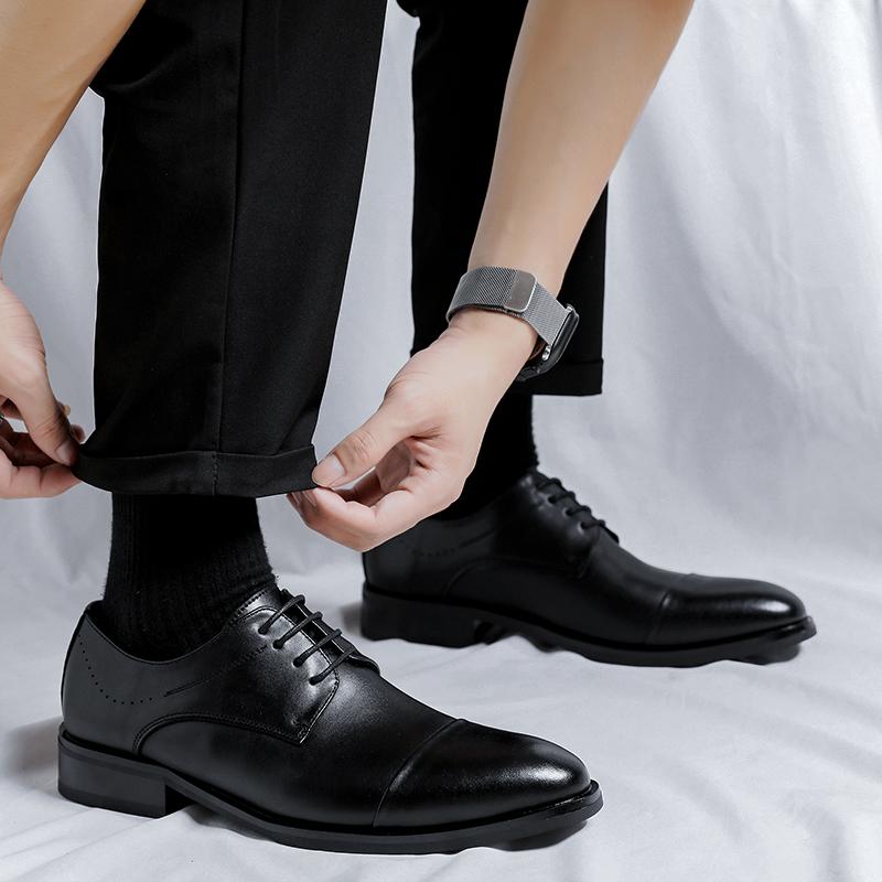 2026 New Men Leather Shoes Formal Elegant Dress Shoes Lace Up Man Casual Footwear Original Pointed Versatile Small Leather Shoes