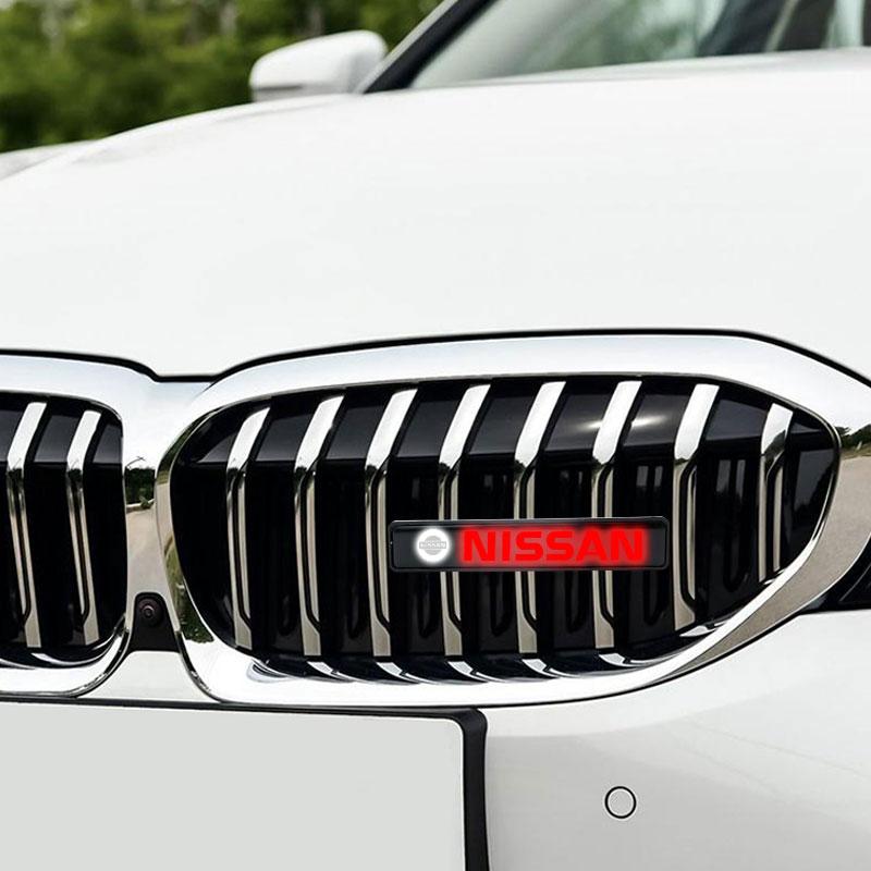 Car Front Hood Grille Emblem LED Light Grill Decorative Lights For Nissan Nismo Qashqai Teana X Trail T32 T31 Tiida Juke