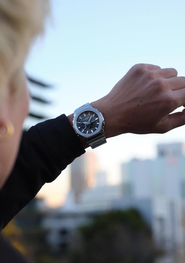 Casio Серебряные часы с полностью металлическим корпусом и Tough Solar G-Shock GM-B2100SD-1AJF Мужские часы, Bluetooth,