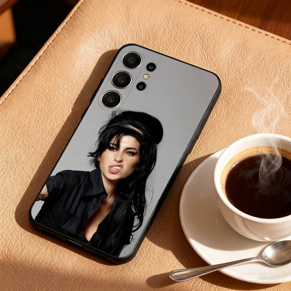 Чехол для телефона Legardary Singer A-Amy W-Winehouse для Samsung S25,24,23,22,30,21,10,9,Ultra,Plus,Lite,FE Черный Мягкий Чехол